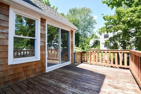 Exterior - 11 Pierce Pl, Canton, MA 02021 photo 6 of 8