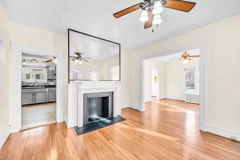 252 King St, Springfield, MA 01109 photo 11