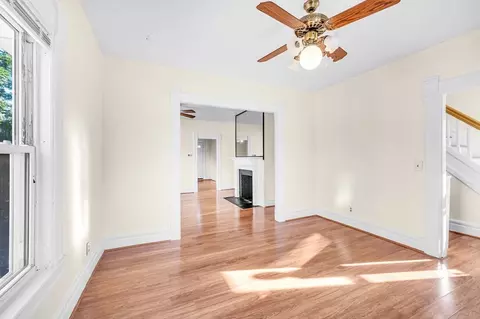 252 King St, Springfield, MA 01109 photo 6