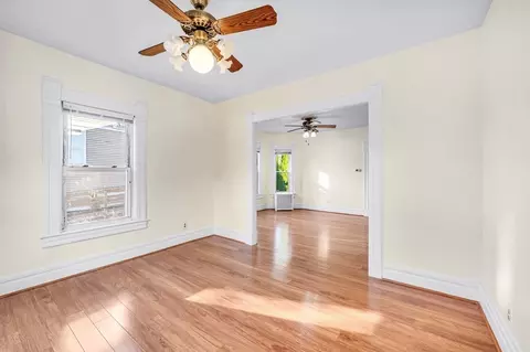 252 King St, Springfield, MA 01109 photo 5