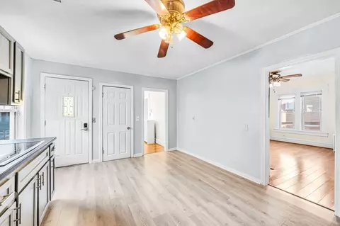 252 King St, Springfield, MA 01109 photo 21
