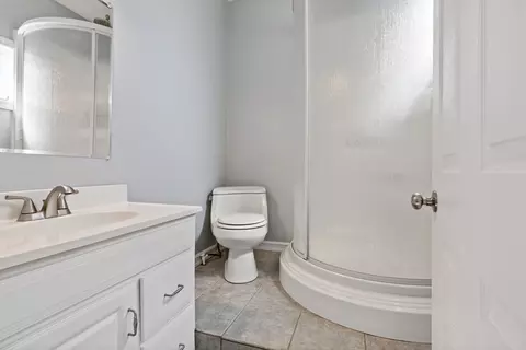 66 Greenleaf St, Fall River, MA 02721 photo 33