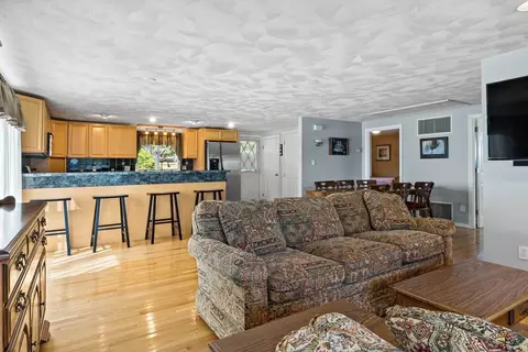 66 Greenleaf St, Fall River, MA 02721 photo 13
