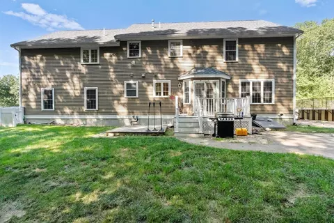 Exterior - 314 Wethersfield St, Rowley, MA 01969 photo 3 of 5