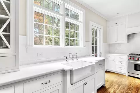 9 Olmsted Dr, Hingham, MA 02043 photo 13
