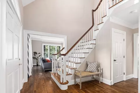 9 Olmsted Dr, Hingham, MA 02043 photo 4