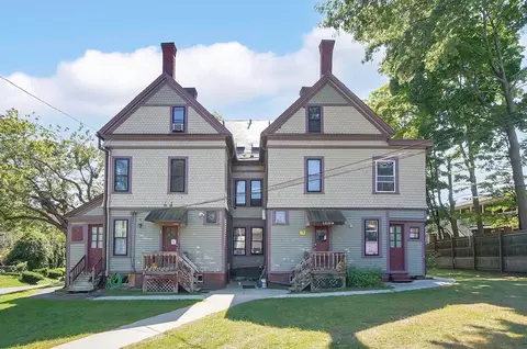 1139 Dwight St #C, Holyoke, MA 01040