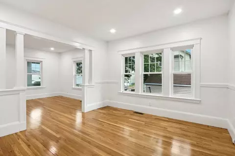 12 Arthur Ave, Everett, MA 02149 photo 3
