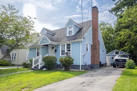 17 Collins St, Worcester, MA 01606 photo 2