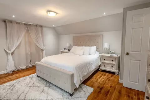 17 Collins St, Worcester, MA 01606 photo 16