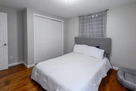 17 Collins St, Worcester, MA 01606 photo 8