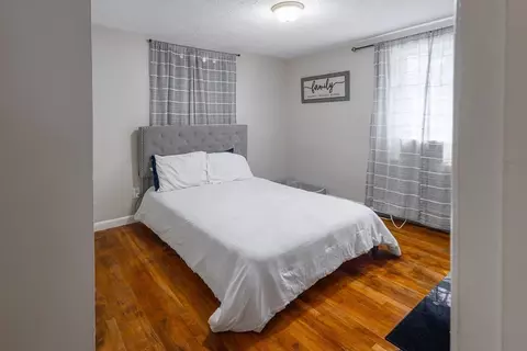 17 Collins St, Worcester, MA 01606 photo 7
