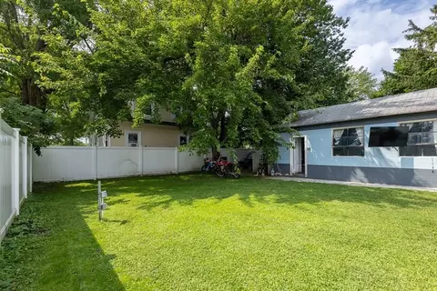 17 Collins St, Worcester, MA 01606 photo 4