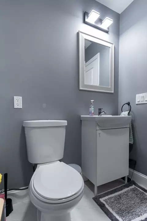1598 Locust St, Fall River, MA 02723 photo 23