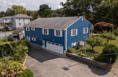 1598 Locust St, Fall River, MA 02723 photo 3