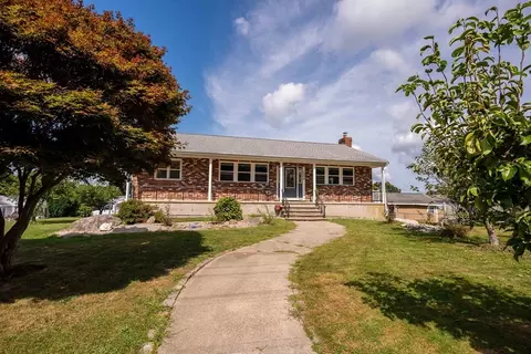 1598 Locust St, Fall River, MA 02723 photo 1
