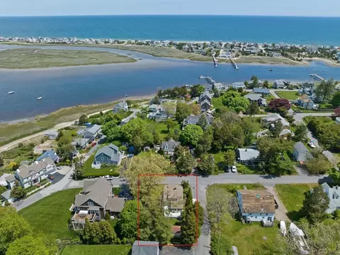 113 Columbia Rd, Marshfield, MA 02050