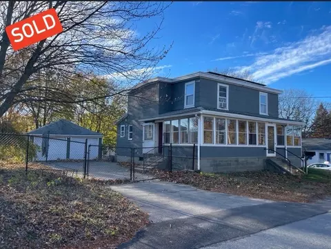 31 Pleasantview Ave, Fitchburg, MA 01420
