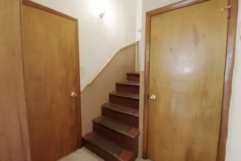 Entry Way - 162 Jencks St, Fall River, MA 02723 photo 1 of 2
