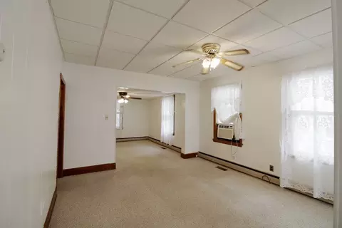 Living - 162 Jencks St, Fall River, MA 02723 photo 2 of 3