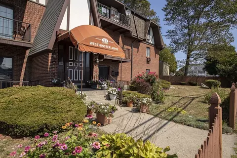 21 West St #C2, Randolph, MA 02368