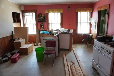 405 High St, Webster, MA 01570 photo 19