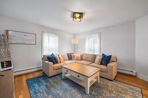 Living - 19 Conant Rd, Framingham, MA 01702 photo 2 of 4
