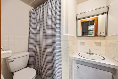 Bath - 19 Conant Rd, Framingham, MA 01702 photo 1 of 1