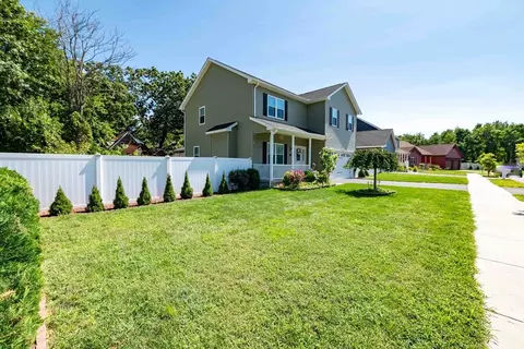 Other - 93 Elaine Cir, Springfield, MA 01109 photo 1 of 8
