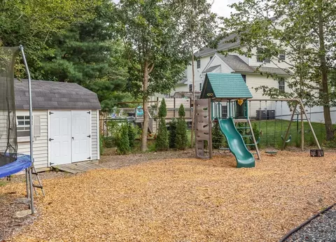 30 Pheasant Ln, Raynham, MA 02767 photo 34