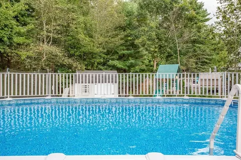30 Pheasant Ln, Raynham, MA 02767 photo 33