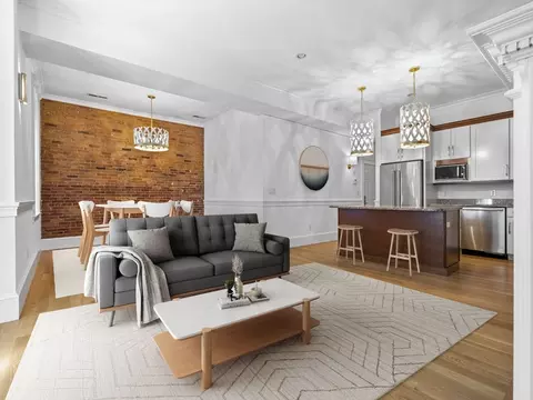 159 W Third St #2, Boston, MA 02127