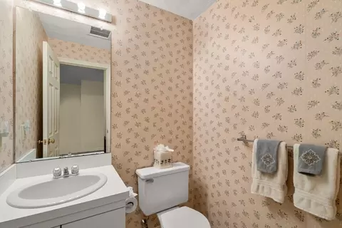 10 Apple Ridge Rd #4, Maynard, MA 01754 photo 12