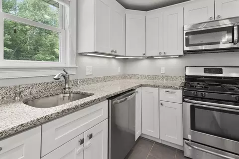2 Hemenway Rd, Framingham, MA 01701 photo 10