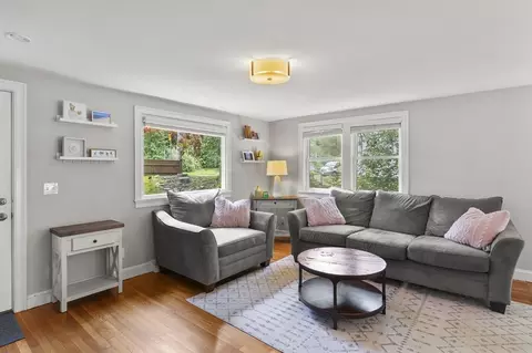 2 Hemenway Rd, Framingham, MA 01701 photo 4