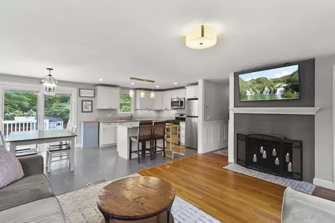 2 Hemenway Rd, Framingham, MA 01701 photo 6