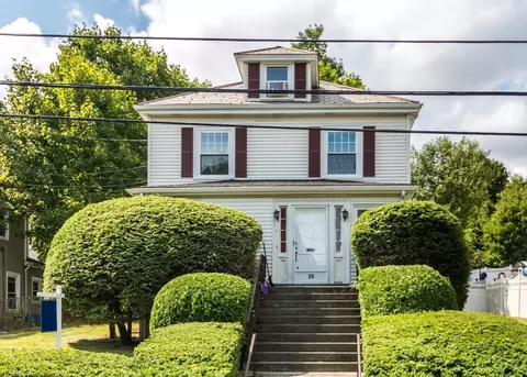 30 Leonard St, Waltham, MA 02451