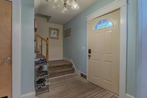 Entry Way - 47 Rush St, Springfield, MA 01109 photo 1 of 2