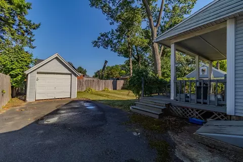 Exterior - 47 Rush St, Springfield, MA 01109 photo 5 of 11