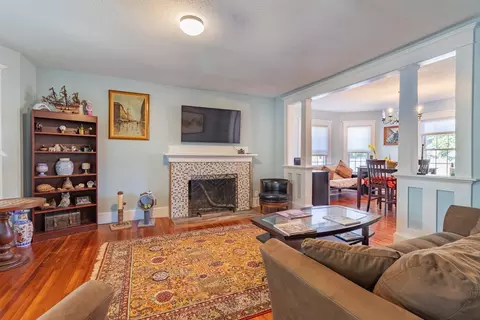 Living - 47 Rush St, Springfield, MA 01109 photo 1 of 4