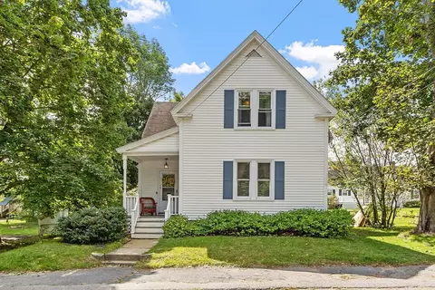 48 Grove St, Winchendon, MA 01475