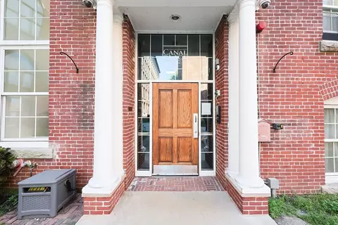 200 Market St #3307, Lowell, MA 01852