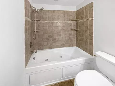 Bath - 30 Manhattan Rd, Worcester, MA 01602 photo 1 of 2