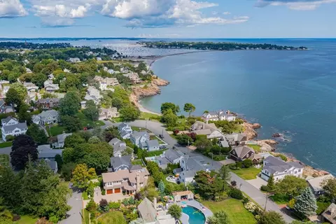 View/Area - 10 Monroe Rd, Marblehead, MA 01945 photo 1 of 4