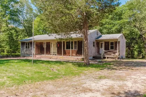 1165 Main Rd, Westport, MA 02790