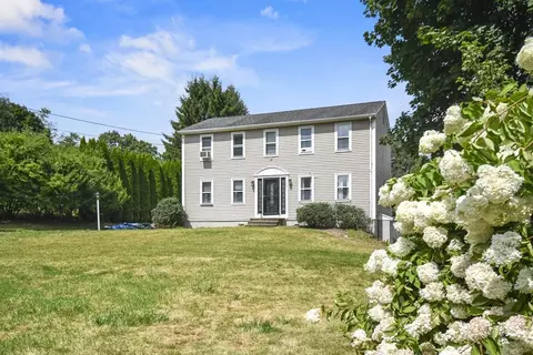 164 Corbin Rd, Dudley, MA 01571