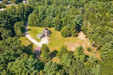 View/Area - 99 Hendrick St, Easthampton, MA 01027 photo 2 of 4