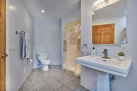 Bath - 99 Hendrick St, Easthampton, MA 01027 photo 2 of 4