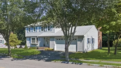14 Rockdale Ave, Salem, MA 01970