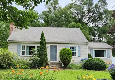 166 Farm, Millis, MA 02054